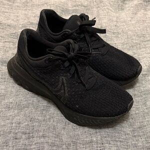 Men’s Nike React Infinity Run Flyknit 3 Black Running Shoes Size 10